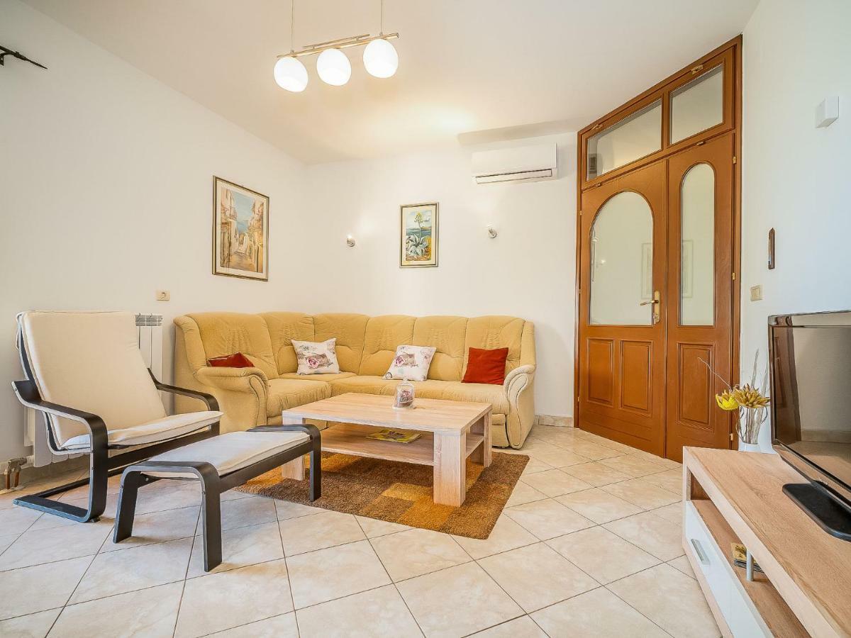 Holiday Home Mila By Interhome Kras Εξωτερικό φωτογραφία